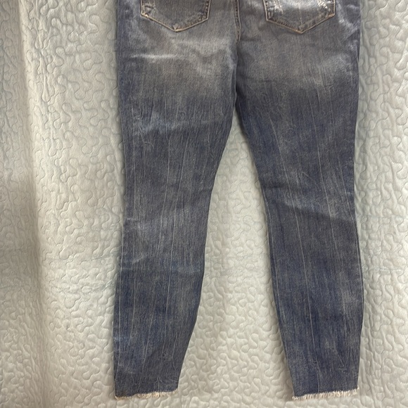 Seven7 limited edition high rise white & paint deco, lace tiny gems - Picture 7 of 11